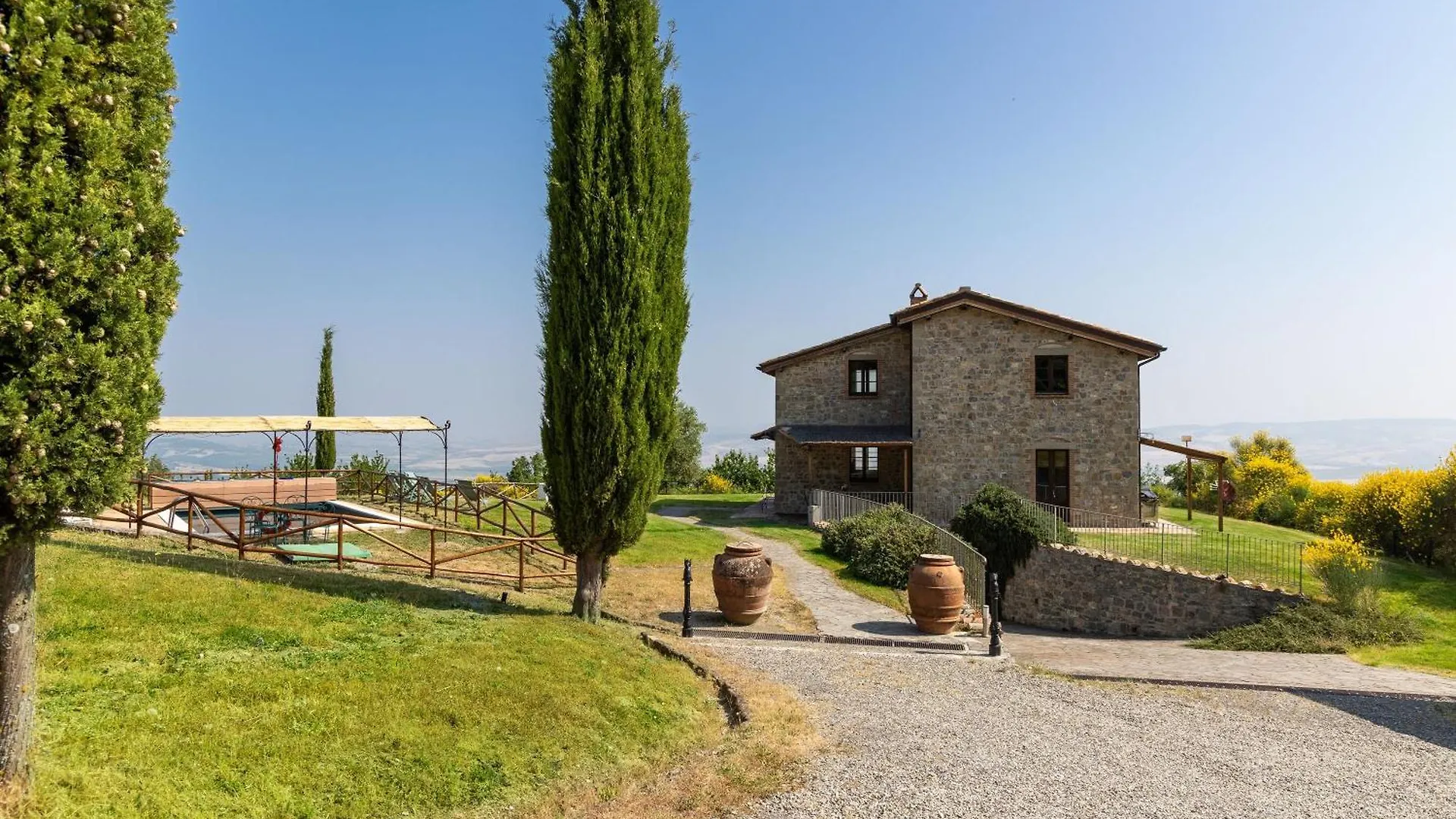 Villa San Michele By Posarellivillas Campiglia dʼOrcia