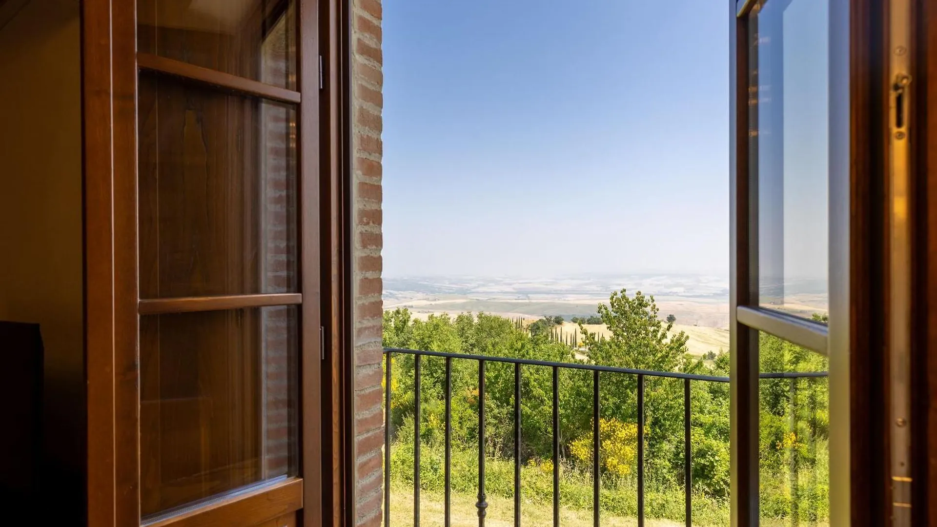 Villa San Michele By Posarellivillas Campiglia dʼOrcia